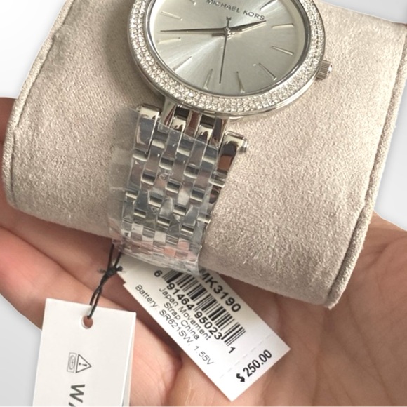 NWT Michael Kors Stainless Steel Crystal Watch MK3190